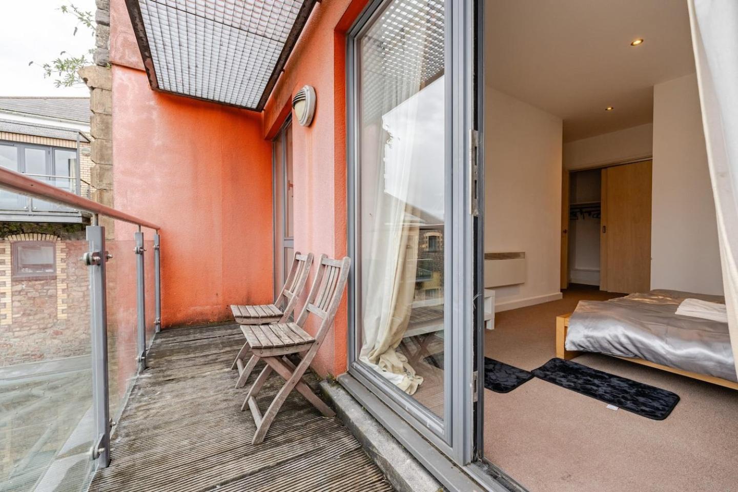 Private Room In Cardiff City Center Luaran gambar