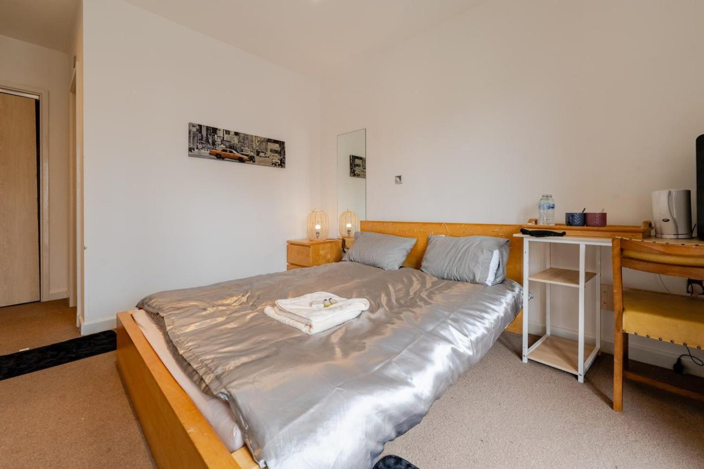 Private Room In Cardiff City Center Luaran gambar